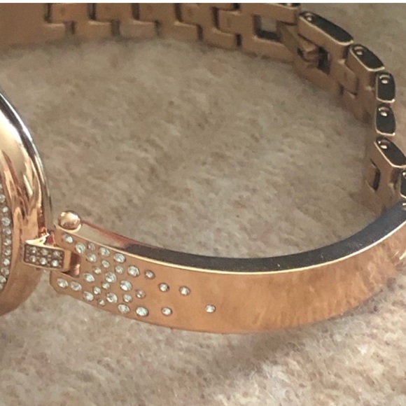 Coach Rose Gold Women's Watch - Picture 4 of 7